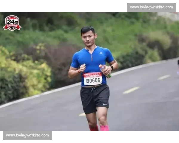 极限挑战赛现场选手勇闯吃蟑螂极限比拼考验勇气与意志